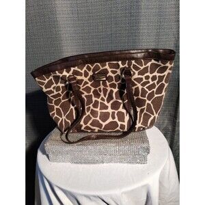 "Giraffe Print Tote Bag – Stylish Animal Pattern Handbag for Women"